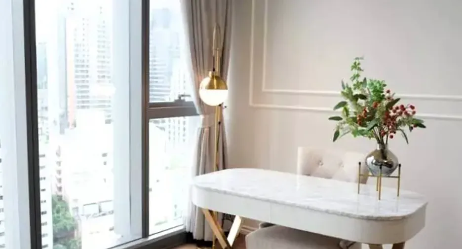 For rent 2 bedrooms condo in Khlong Toei, Bangkok