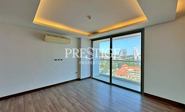 For sale studio condo in Pratumnak, Pattaya