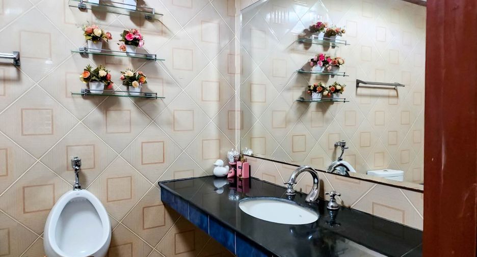 For rent 3 bedrooms house in Bang Lamung, Chonburi