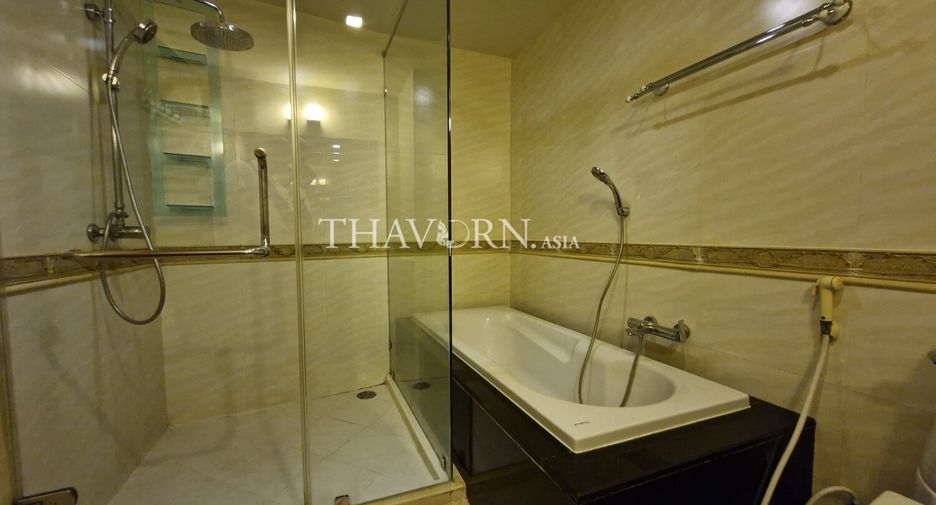 For sale 3 bedrooms condo in Bang Lamung, Chonburi