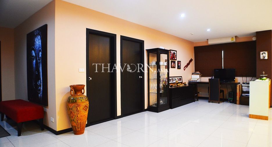 出售 2 卧室 公寓 在 Bang Lamung, Chon Buri