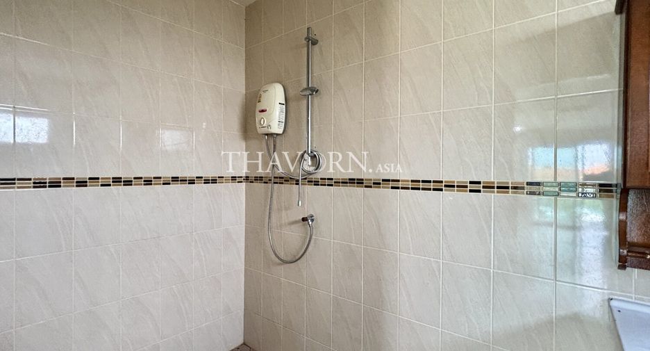 For sale 8 ベッドルーム house in Sattahip, Chonburi