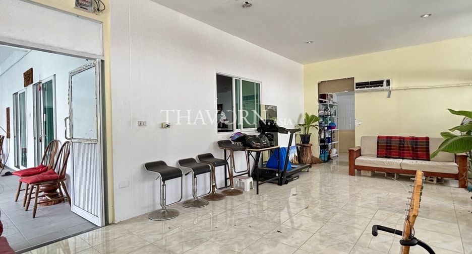For sale 8 ベッドルーム house in Sattahip, Chonburi