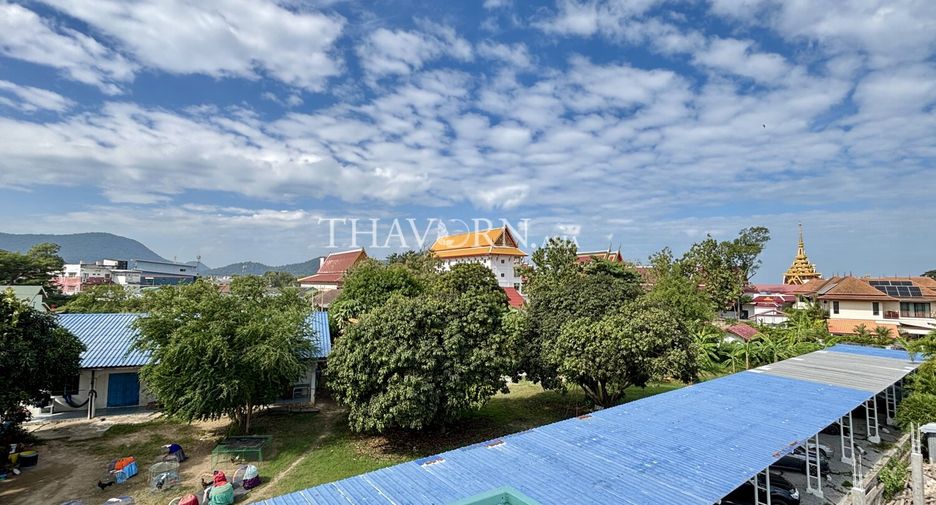 For sale 8 ベッドルーム house in Sattahip, Chonburi