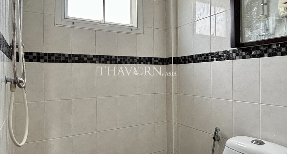 For sale 8 ベッドルーム house in Sattahip, Chonburi