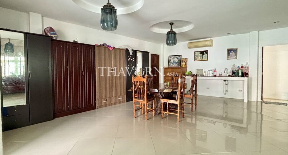 For sale 8 ベッドルーム house in Sattahip, Chonburi