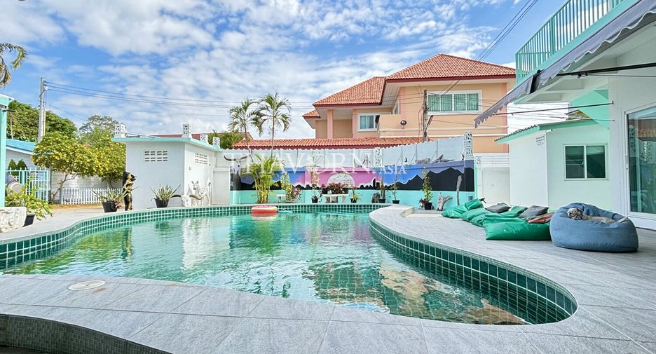 For sale 8 ベッドルーム house in Sattahip, Chonburi