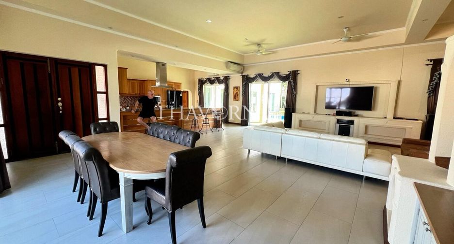 For sale 5 bedrooms house in Bang Lamung, Chonburi