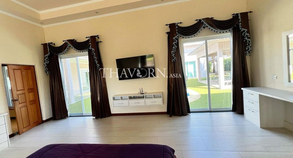 For sale 5 bedrooms house in Bang Lamung, Chonburi