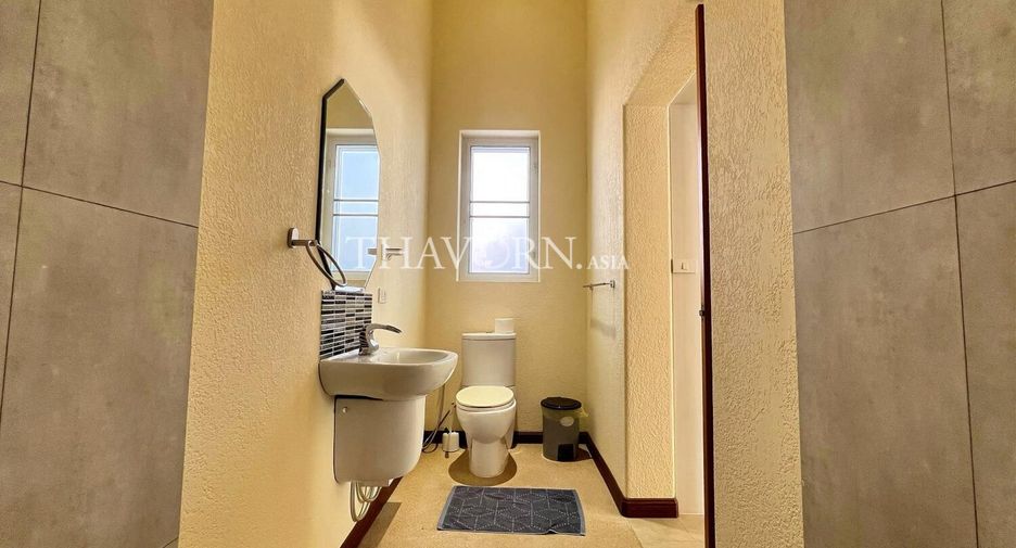For sale 5 bedrooms house in Bang Lamung, Chonburi