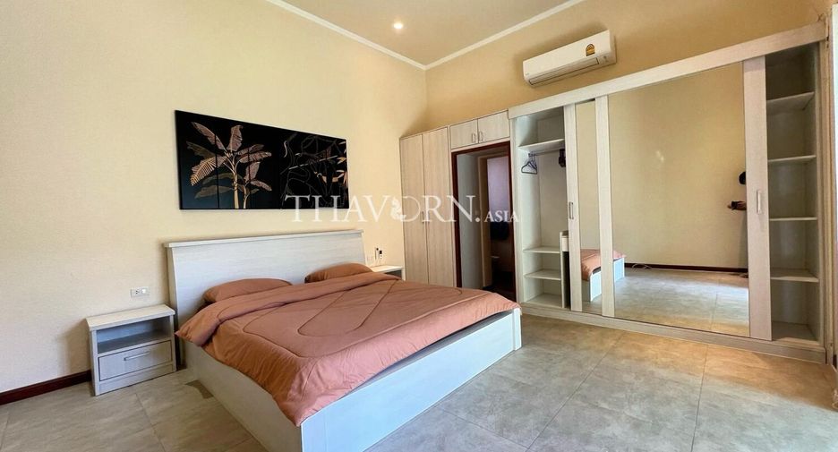 For sale 5 bedrooms house in Bang Lamung, Chonburi