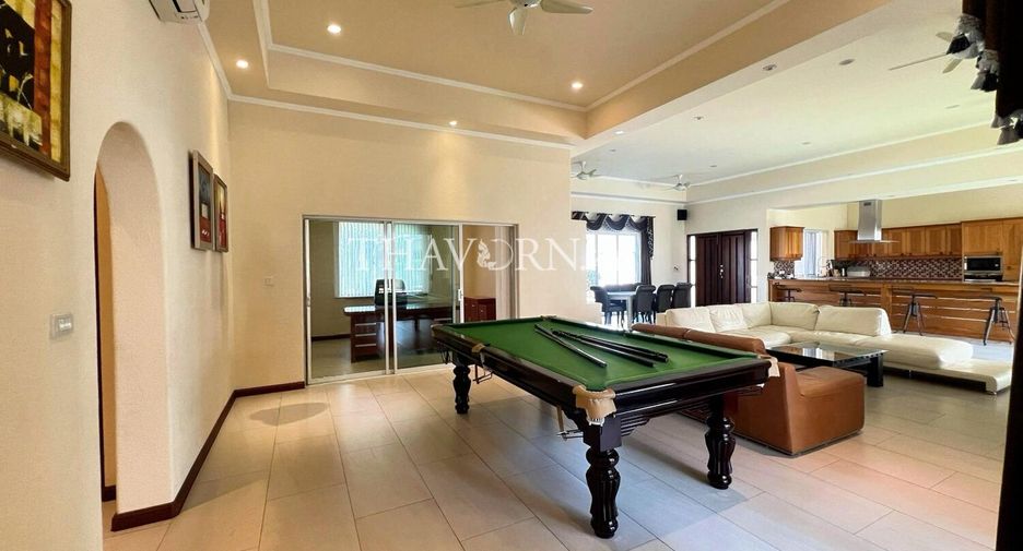 For sale 5 bedrooms house in Bang Lamung, Chonburi