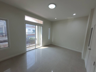 Büro zum Kauf in Bueng Kum, Bangkok
