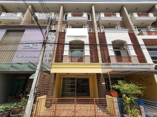 À vendre bureau à Bueng Kum, Bangkok