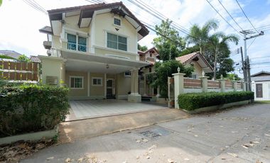 Haus zum Kauf mit 4 Zimmer in Bang Lamung, Chonburi