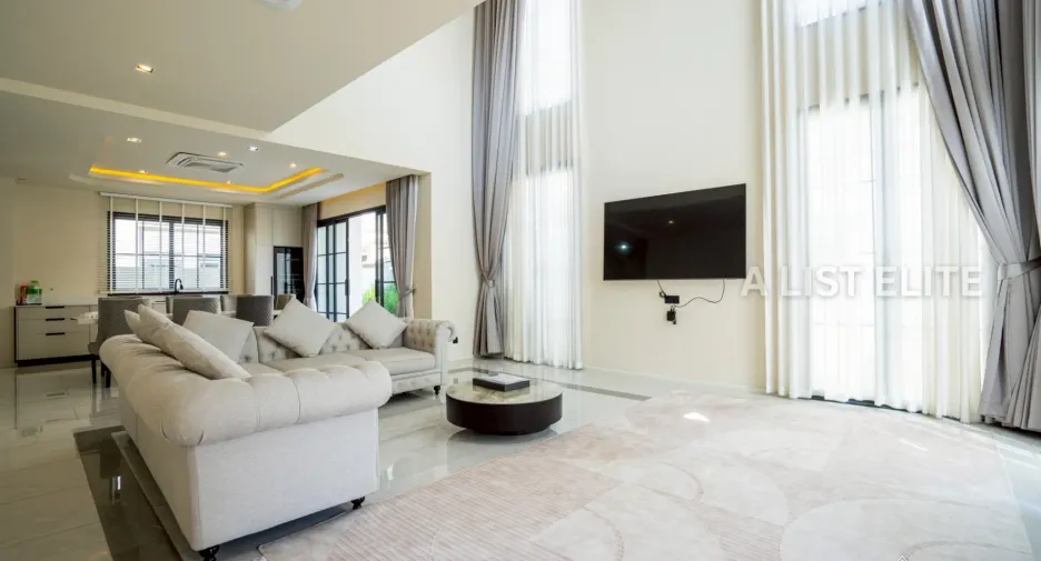 For rent 4 bedrooms house in Bang Lamung, Chonburi