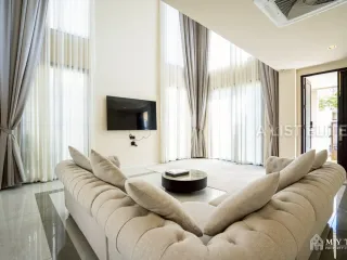 Haus zur Miete mit 4 Zimmer in Bang Lamung, Chonburi
