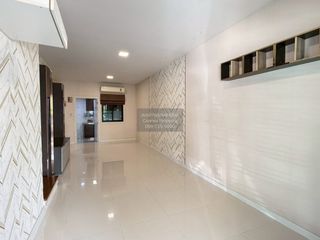 Продажа 3 спальни таунхаус в Bang Kruai, Нонтабури