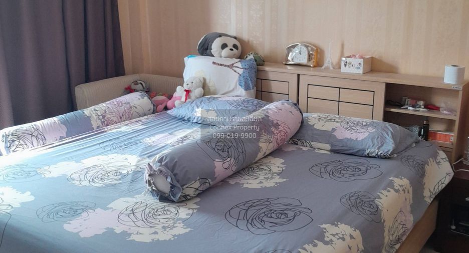 For sale 3 bedrooms townhouse in Bang Khae, Bangkok