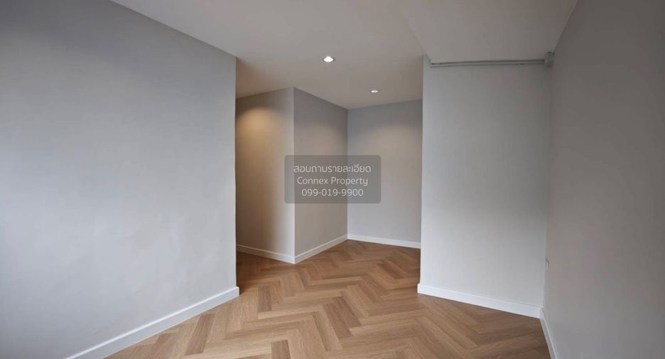 Haus zum Kauf mit 3 Zimmer in Lat Phrao, Bangkok