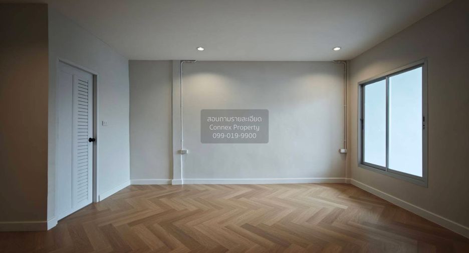 Haus zum Kauf mit 3 Zimmer in Lat Phrao, Bangkok