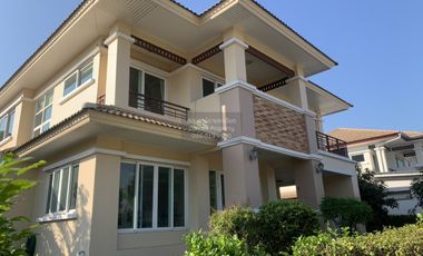 Haus zum Kauf mit 4 Zimmer in Bang Bon, Bangkok