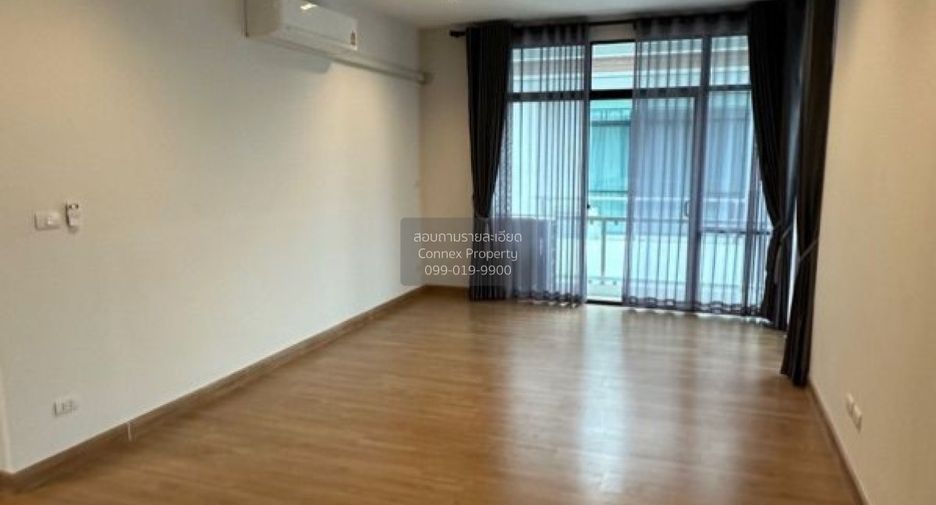 Casa en venta de 4 habitaciones en Nong Khaem, Bangkok