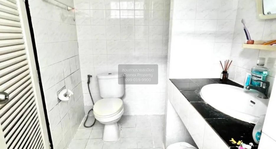 Casa en venta de 4 habitaciones en Lat Phrao, Bangkok