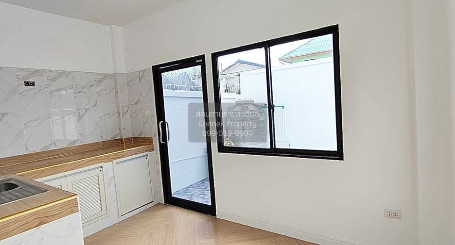 For sale 2 ベッドルーム townhouse in Khlong Luang, Pathum Thani