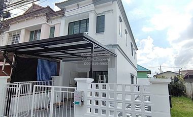 Casa adosada en venta de 2 habitaciones en Khlong Luang, Pathum Thani