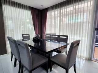 Casa en venta de 5 habitaciones en Chatuchak, Bangkok