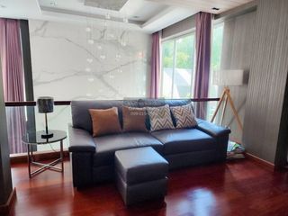 Casa en venta de 5 habitaciones en Chatuchak, Bangkok