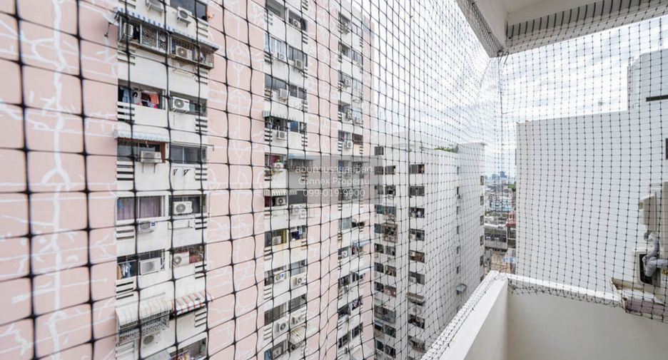 For sale 1 bed condo in Phaya Thai, Bangkok