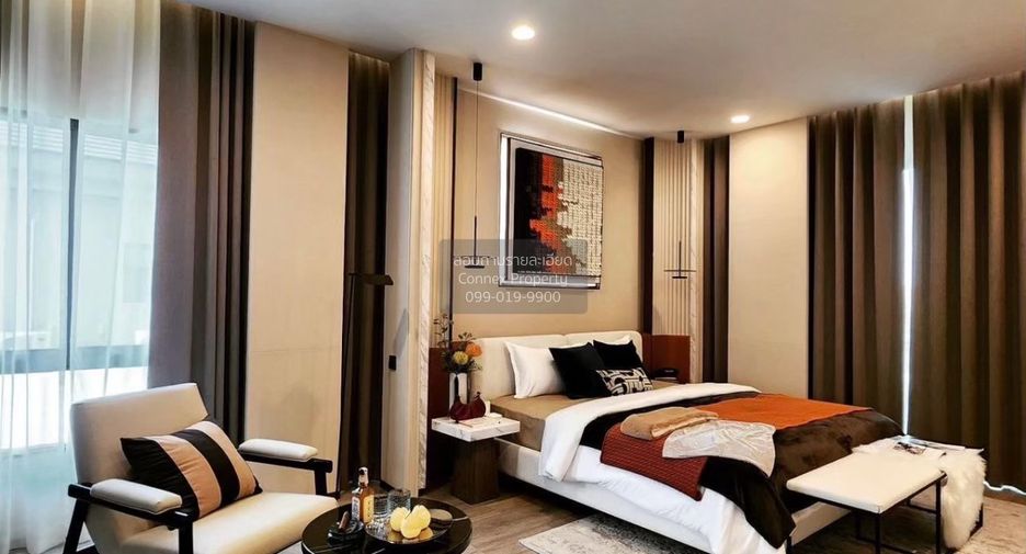 For sale 4 bedrooms house in Khlong Sam Wa, Bangkok