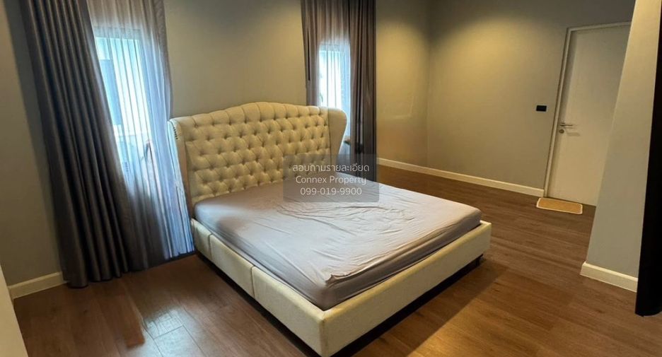 For sale 4 bedrooms house in Mueang Pathum Thani, Pathum Thani