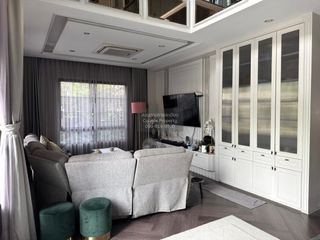 出售 4 卧室 独立屋 在 Mueang Pathum Thani, Pathum Thani