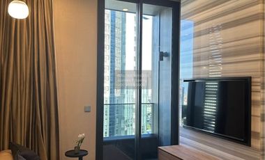 For sale 1 bed condo in Khlong Toei, Bangkok