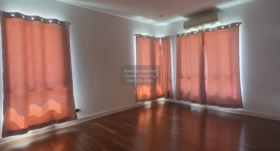 For sale 4 bedrooms house in Thawi Watthana, Bangkok
