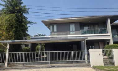 For sale 4 bedrooms house in Thawi Watthana, Bangkok