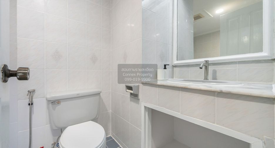 For sale 1 bed condo in Suan Luang, Bangkok