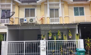 For sale 3 bedrooms townhouse in Bang Khun Thian, Bangkok