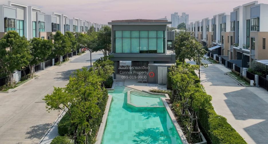 For sale 3 bedrooms townhouse in Suan Luang, Bangkok