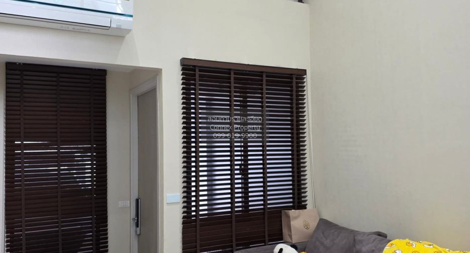 For sale 3 bedrooms townhouse in Suan Luang, Bangkok
