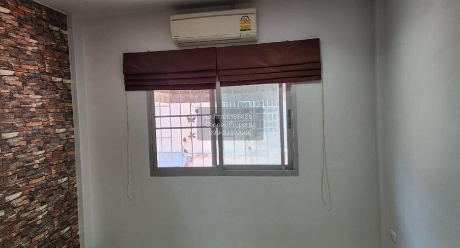 For sale 4 bedrooms townhouse in Bang Khun Thian, Bangkok