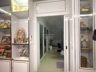 For sale 4 bedrooms house in Bang Khae, Bangkok