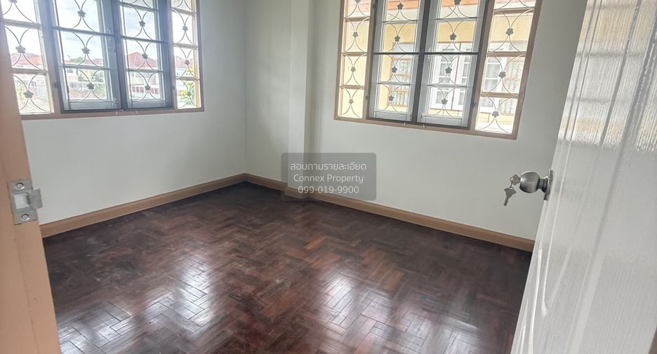For sale 3 bedrooms house in Bang Bon, Bangkok
