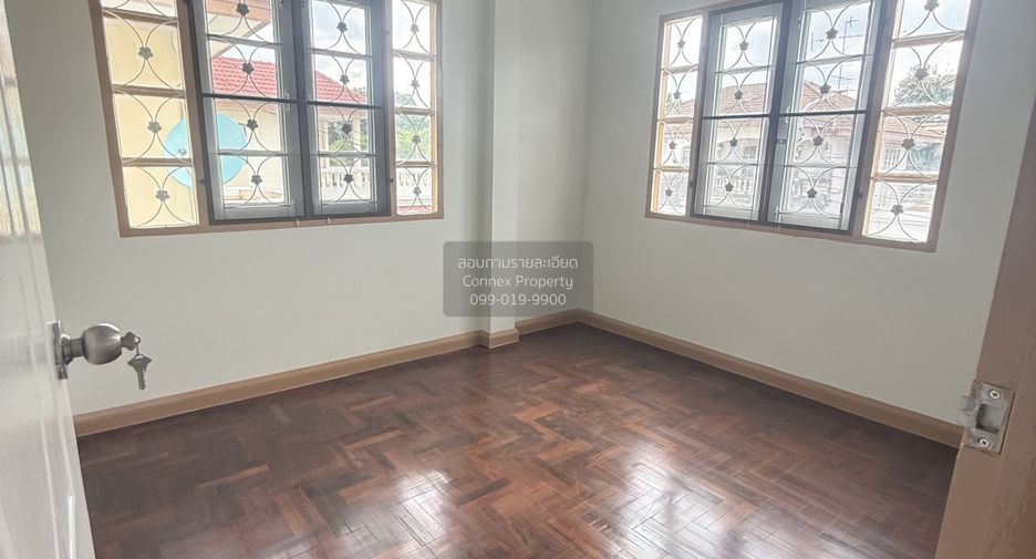 For sale 3 bedrooms house in Bang Bon, Bangkok