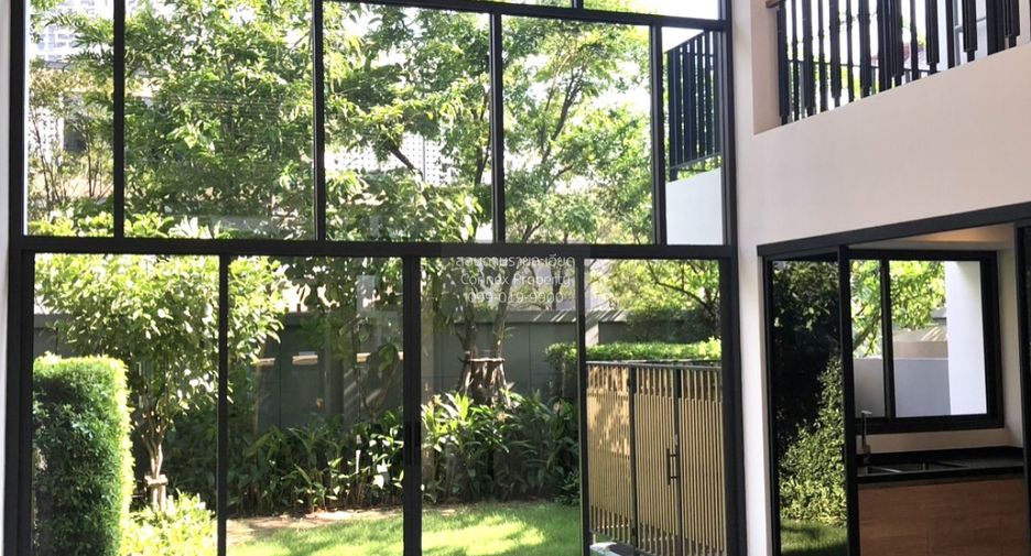 Haus zum Kauf mit 4 Zimmer in Yan Nawa, Bangkok