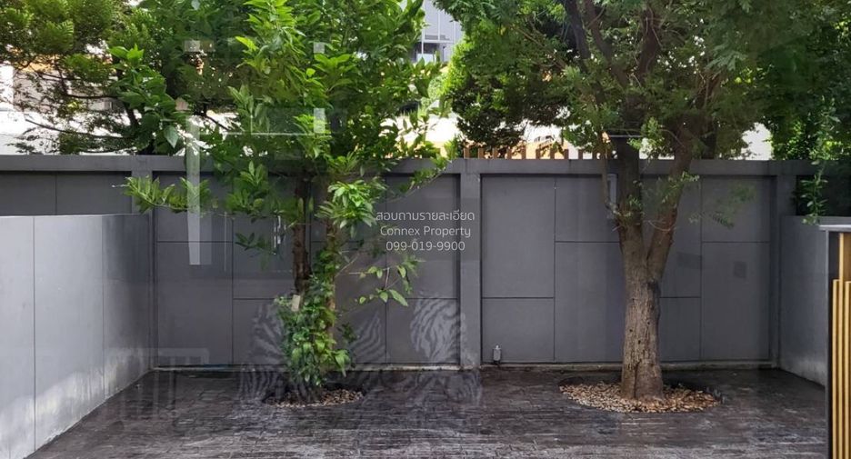 Haus zum Kauf mit 4 Zimmer in Yan Nawa, Bangkok
