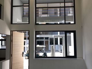 For sale 4 ベッドルーム house in Yan Nawa, Bangkok